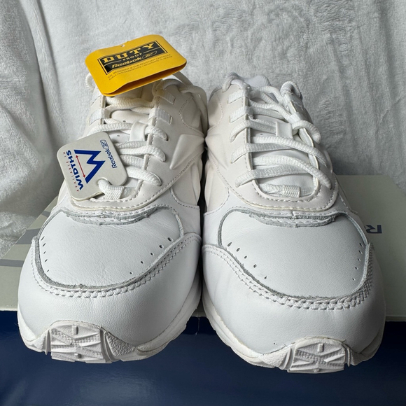 Reebok Shoes - Women's Reebok DMX Ulta Walking Shoes Size 7 White Duty Proof